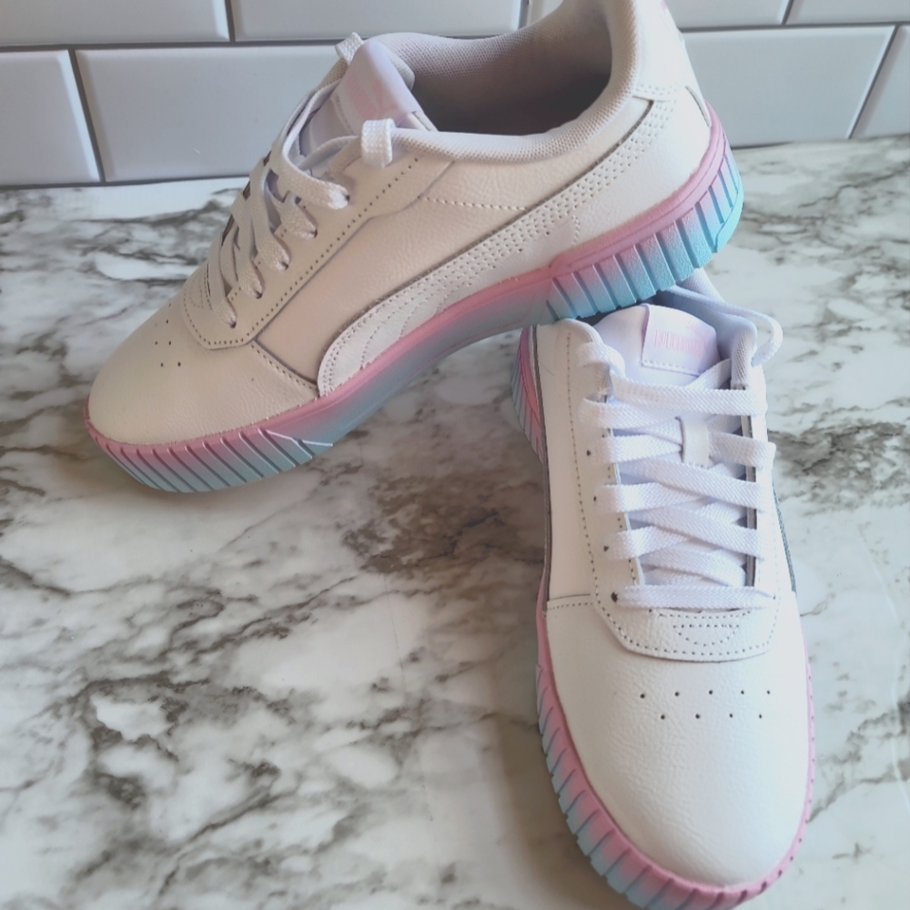 Women's Puma Sneaker